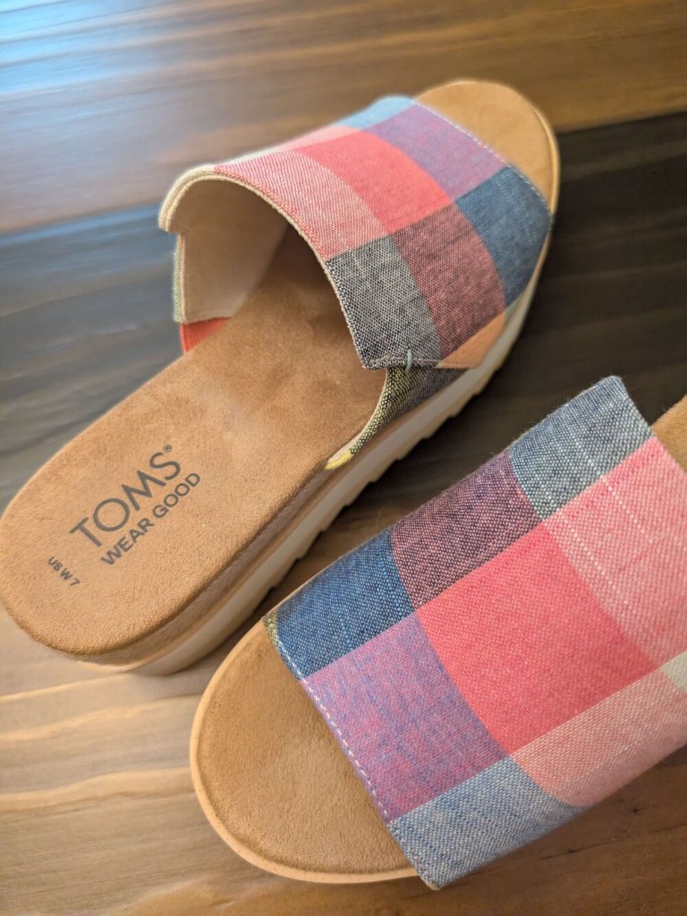 TOMS Diana Mule Wedge Sandals in Multi Picnic Plaid Size 7